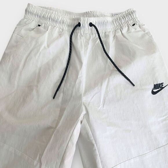 Nike Tech Essentials Lined Commuter Pants Phantom Mens size Small DQ4343-030 New - Picture 4 of 11